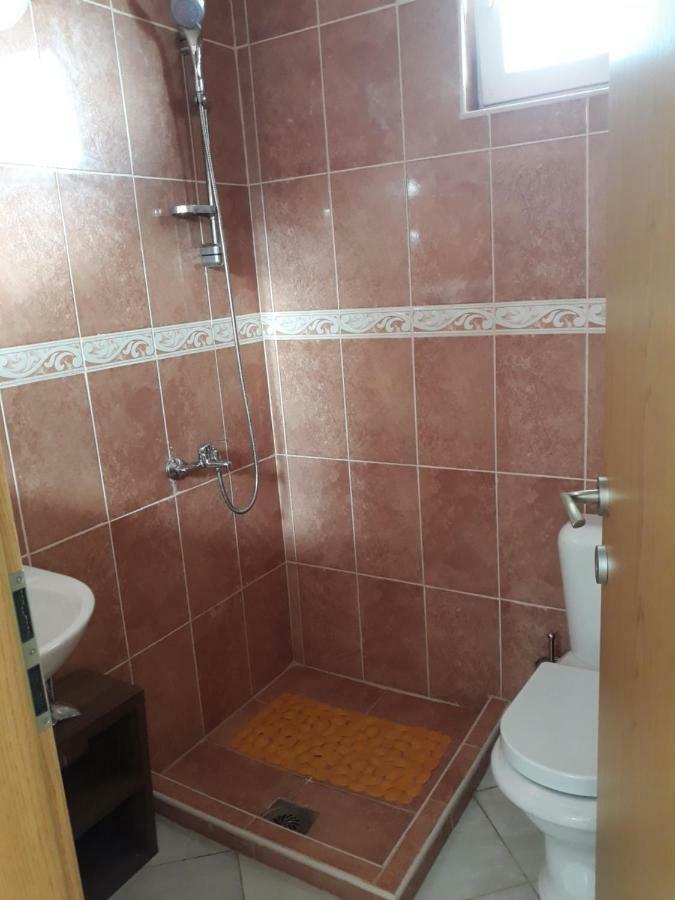 Apartman Laki Kotor Exterior foto